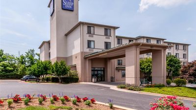 Sleep Inn & Suites