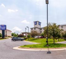 Sleep Inn & Suites Exterior