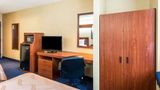 <b>Quality Inn & Suites Room</b>. Images powered by <a href="https://iceportal.shijigroup.com/" title="IcePortal" target="_blank">IcePortal</a>.