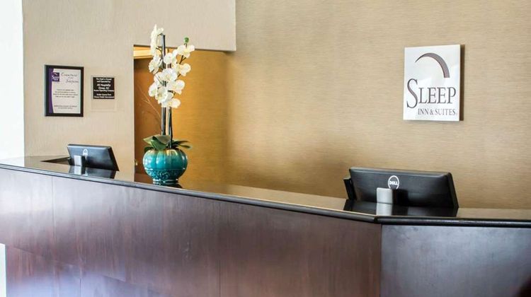 Sleep Inn & Suites Monticello Lobby