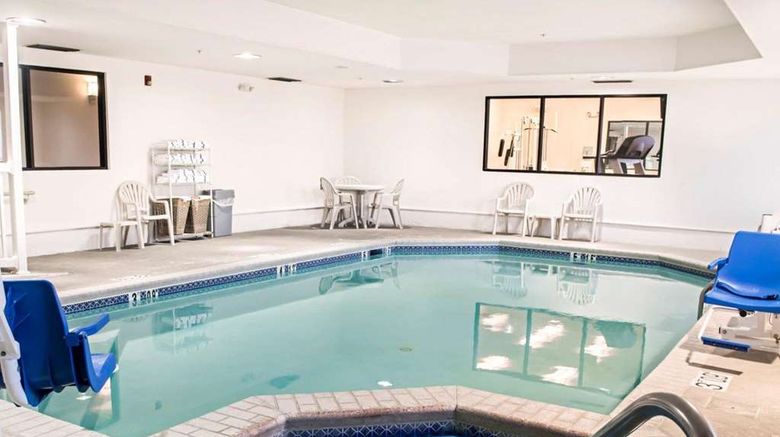 <b>Sleep Inn & Suites Monticello Pool</b>. Images powered by <a href="https://iceportal.shijigroup.com/" title="IcePortal" target="_blank">IcePortal</a>.