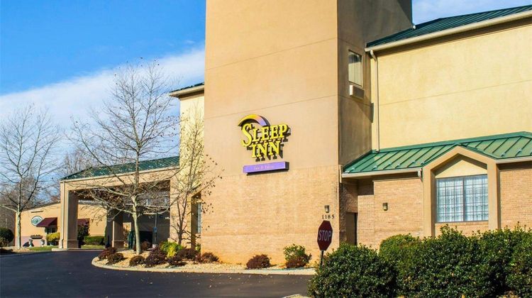 Sleep Inn & Suites Monticello Exterior