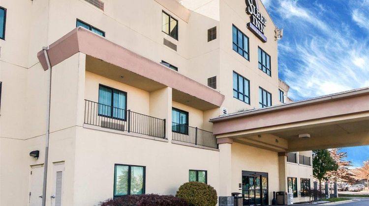 Sleep Inn & Suites Exterior