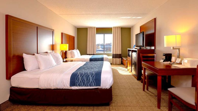 <b>Comfort Inn Room</b>. Images powered by <a href="https://iceportal.shijigroup.com/" title="IcePortal" target="_blank">IcePortal</a>.