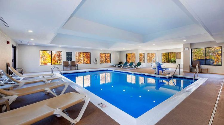 Comfort Inn Pool