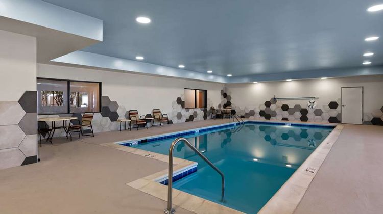 Comfort Inn & Suites Ashland Richmond Pool