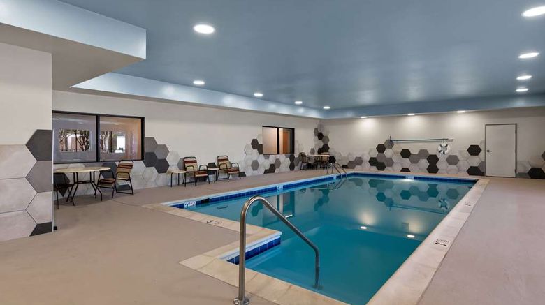 <b>Comfort Inn & Suites Ashland Richmond Pool</b>. Images powered by <a href="https://iceportal.shijigroup.com/" title="IcePortal" target="_blank">IcePortal</a>.