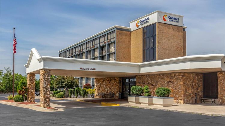 Comfort Inn & Suites Exterior
