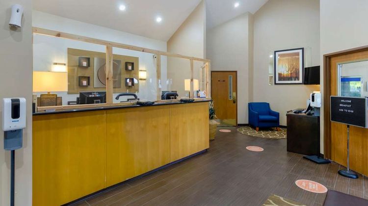 Comfort Inn Atkins-Marion Lobby