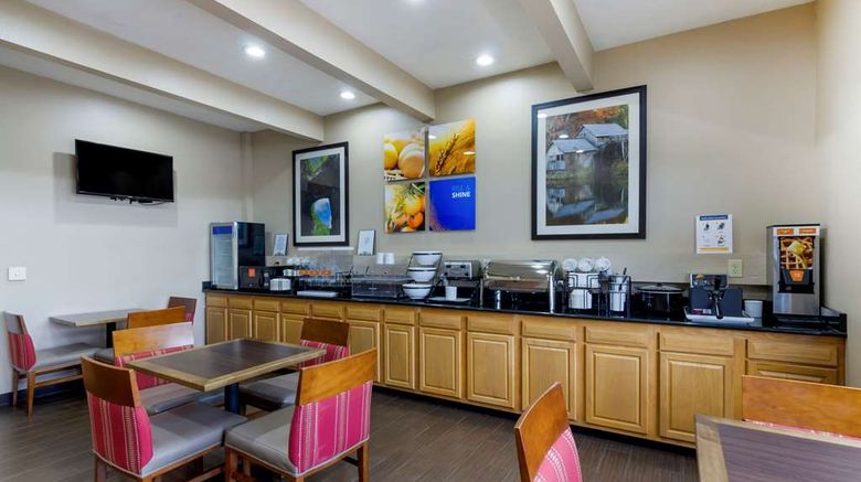 <b>Comfort Inn Atkins-Marion Restaurant</b>. Images powered by <a href="https://iceportal.shijigroup.com/" title="IcePortal" target="_blank">IcePortal</a>.