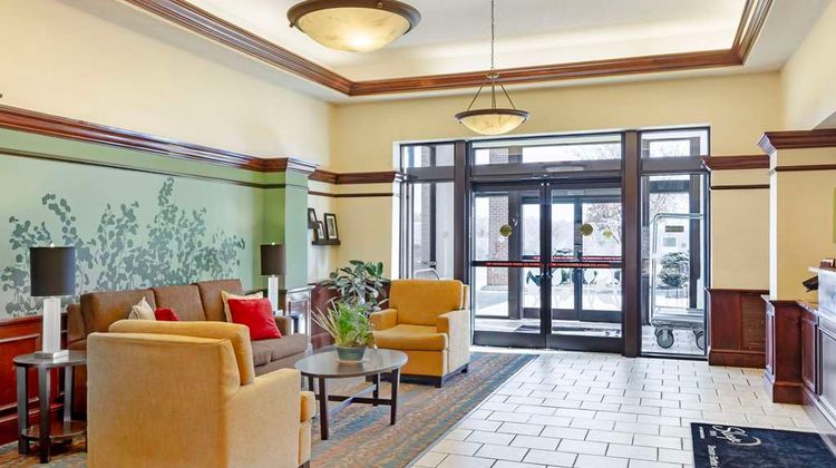 Sleep Inn & Suites Lobby