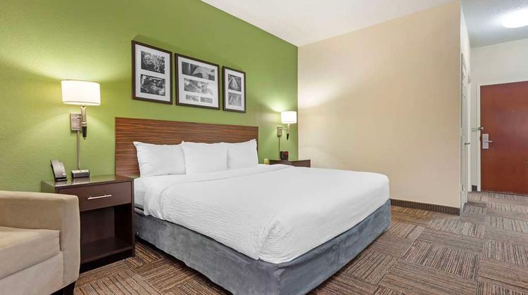 Sleep Inn & Suites Room