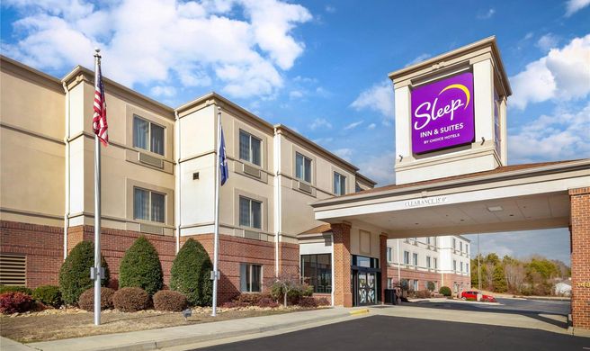 Sleep Inn & Suites Exterior