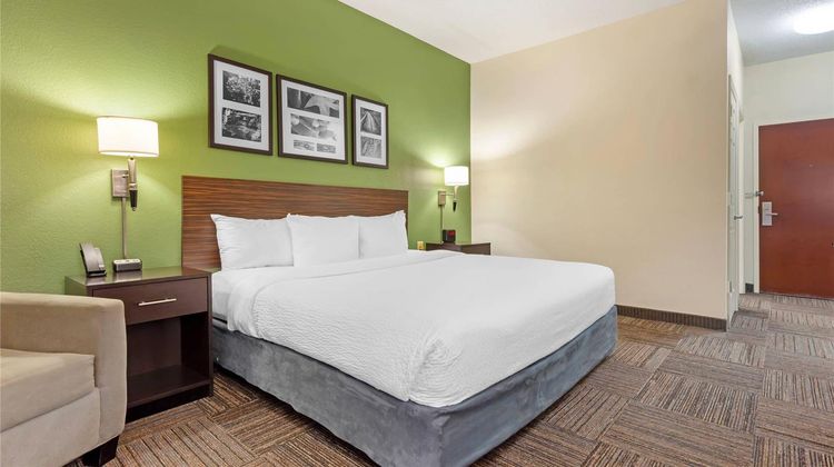 Sleep Inn & Suites Room