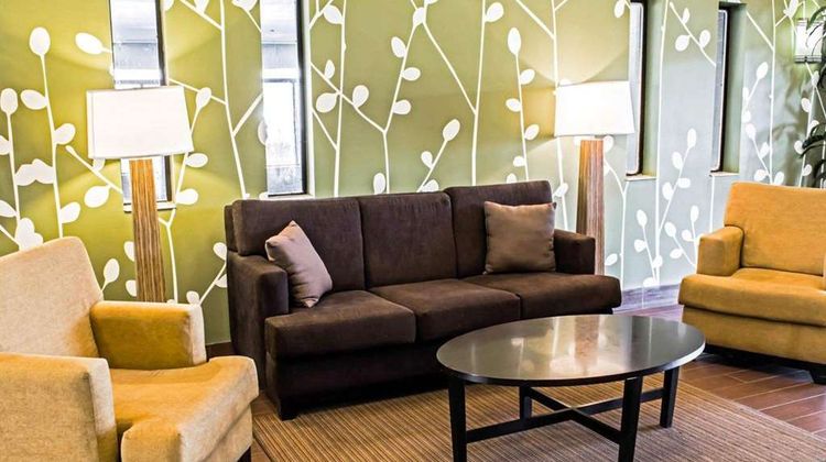 Sleep Inn & Suites Lobby