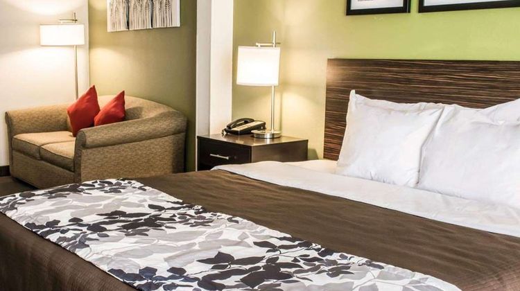 Sleep Inn & Suites Suite