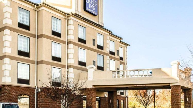 Sleep Inn & Suites Exterior