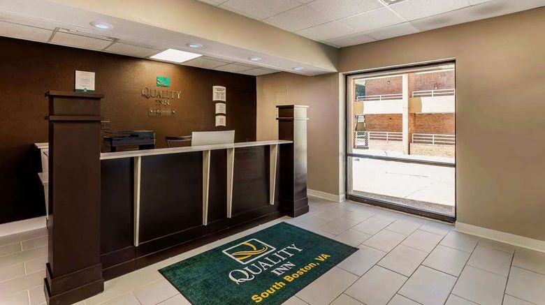 <b>Quality Inn South Boston Lobby</b>. Images powered by <a href="https://iceportal.shijigroup.com/" title="IcePortal" target="_blank">IcePortal</a>.