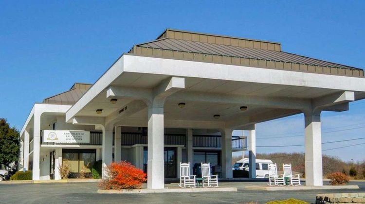 Quality Inn Exterior