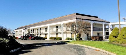 Quality Inn Exterior