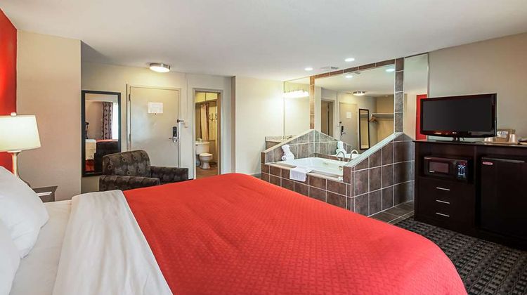 Quality Inn at Potomac Mills Room