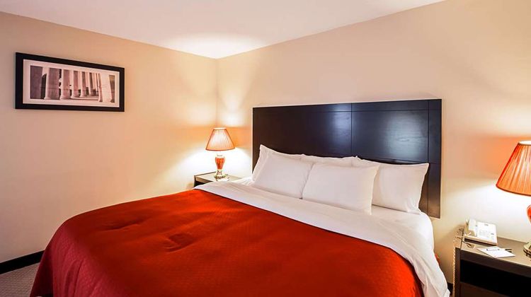 Quality Inn at Potomac Mills Suite