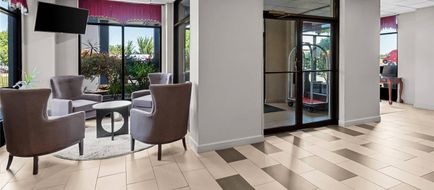 Quality Inn at Potomac Mills Lobby
