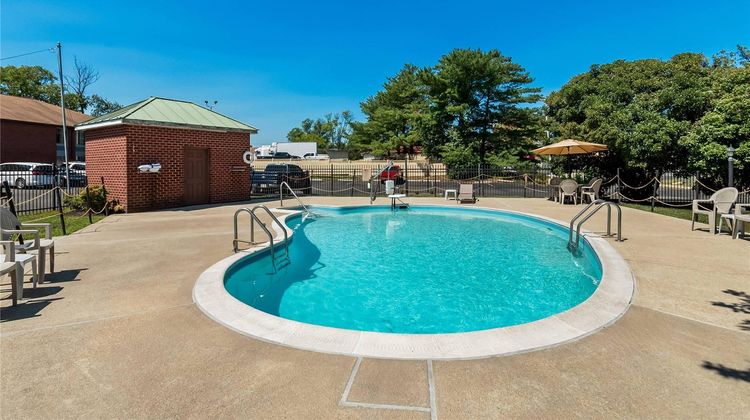 Quality Inn at Potomac Mills Pool