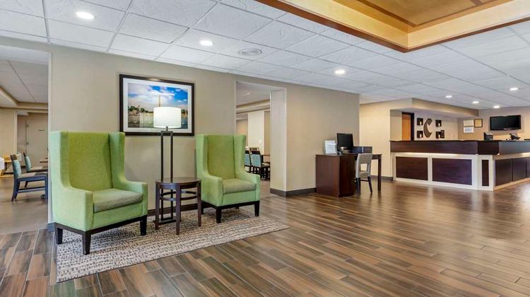 Comfort Inn Herndon-Reston Lobby