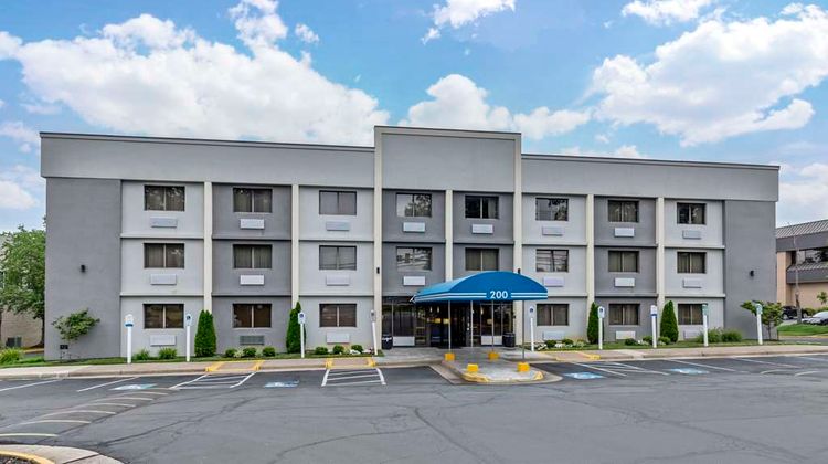 Comfort Inn Herndon-Reston Exterior