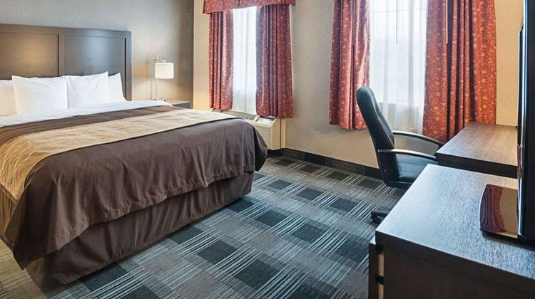 Comfort Inn Ballston Suite