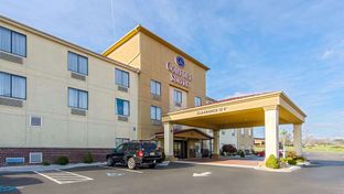 Comfort Suites