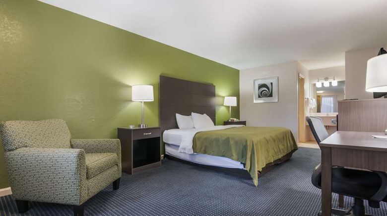 <b>Quality Inn Little Creek Room</b>. Images powered by <a href="https://iceportal.shijigroup.com/" title="IcePortal" target="_blank">IcePortal</a>.