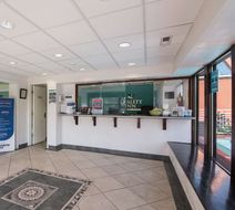 Quality Inn Little Creek Lobby