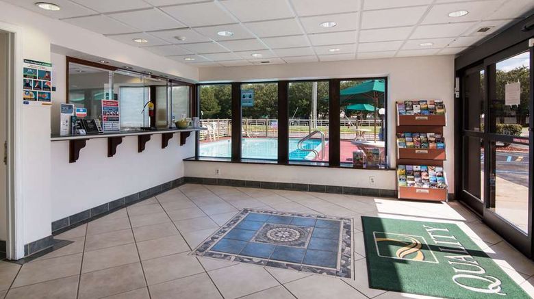 <b>Quality Inn Little Creek Lobby</b>. Images powered by <a href="https://iceportal.shijigroup.com/" title="IcePortal" target="_blank">IcePortal</a>.