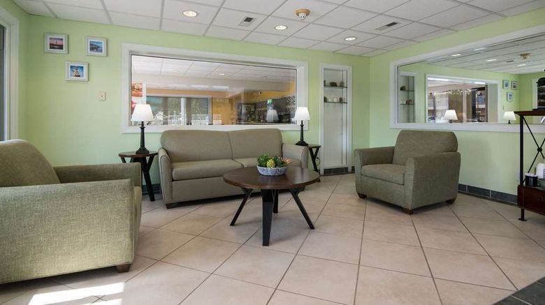 <b>Quality Inn Little Creek Lobby</b>. Images powered by <a href="https://iceportal.shijigroup.com/" title="IcePortal" target="_blank">IcePortal</a>.