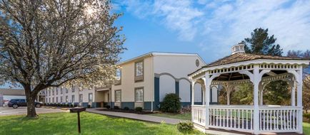 Quality Inn Farmville Exterior