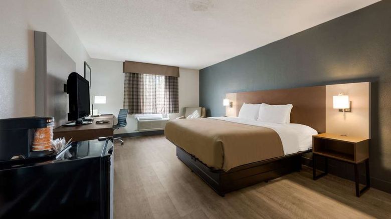 <b>Quality Inn Farmville Room</b>. Images powered by <a href="https://iceportal.shijigroup.com/" title="IcePortal" target="_blank">IcePortal</a>.