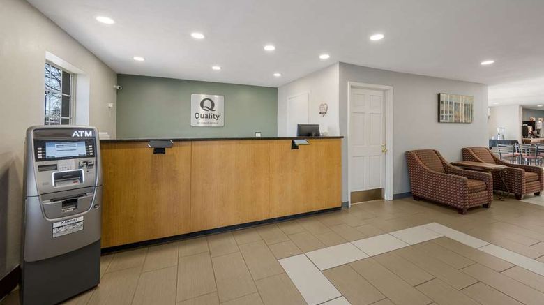 <b>Quality Inn Farmville Lobby</b>. Images powered by <a href="https://iceportal.shijigroup.com/" title="IcePortal" target="_blank">IcePortal</a>.
