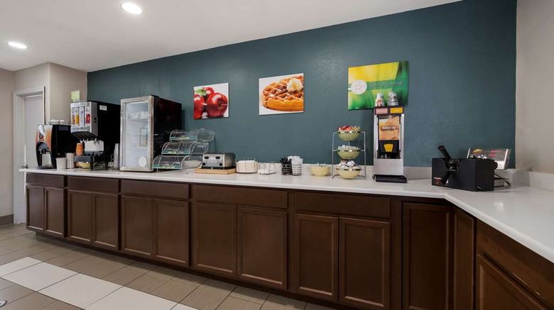 <b>Quality Inn Farmville Restaurant</b>. Images powered by <a href="https://iceportal.shijigroup.com/" title="IcePortal" target="_blank">IcePortal</a>.