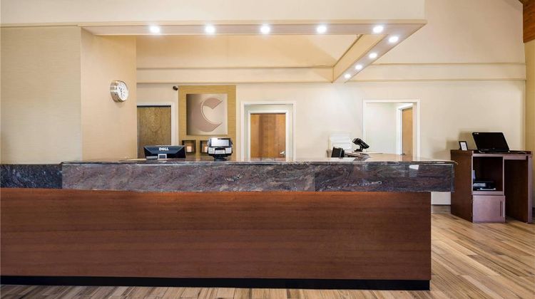 Comfort Inn Virginia Horse Center Lobby