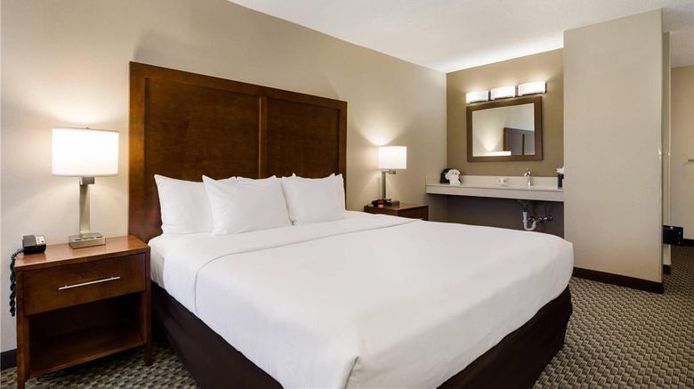 <b>Comfort Inn Virginia Horse Center Room</b>. Images powered by <a href="https://iceportal.shijigroup.com/" title="IcePortal" target="_blank">IcePortal</a>.