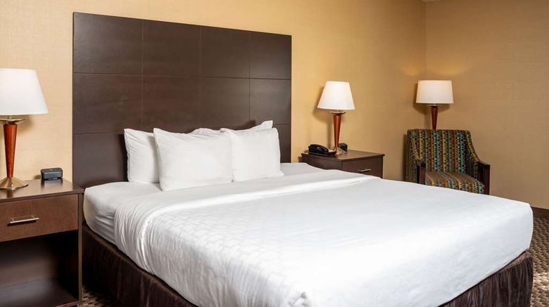 <b>Clarion Pointe Harrisonburg Room</b>. Images powered by <a href="https://iceportal.shijigroup.com/" title="IcePortal" target="_blank">IcePortal</a>.