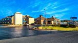 Clarion Pointe Harrisonburg Exterior