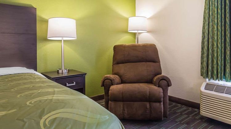 Quality Inn Culpeper Room