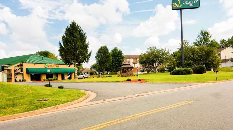 Quality Inn Culpeper Exterior