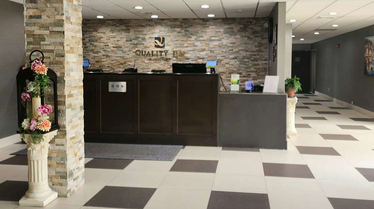 Quality Inn Dublin I-81 Lobby