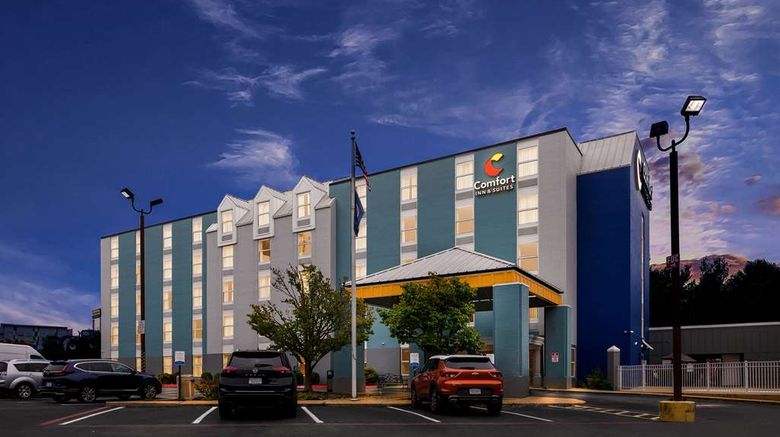 <b>Comfort Inn And Suites Staunton Exterior</b>. Images powered by <a href="https://iceportal.shijigroup.com/" title="IcePortal" target="_blank">IcePortal</a>.