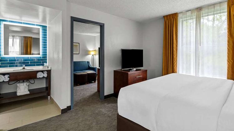 Comfort Inn Suite