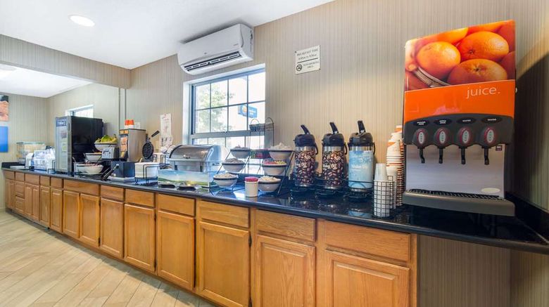 <b>Quality Inn Stephens City-Winchester S Restaurant</b>. Images powered by <a href="https://iceportal.shijigroup.com/" title="IcePortal" target="_blank">IcePortal</a>.